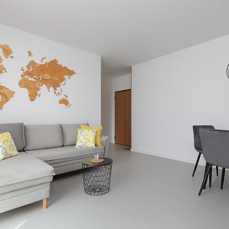 Nowe Bemowo Apartment By Renters 华沙 外观 照片