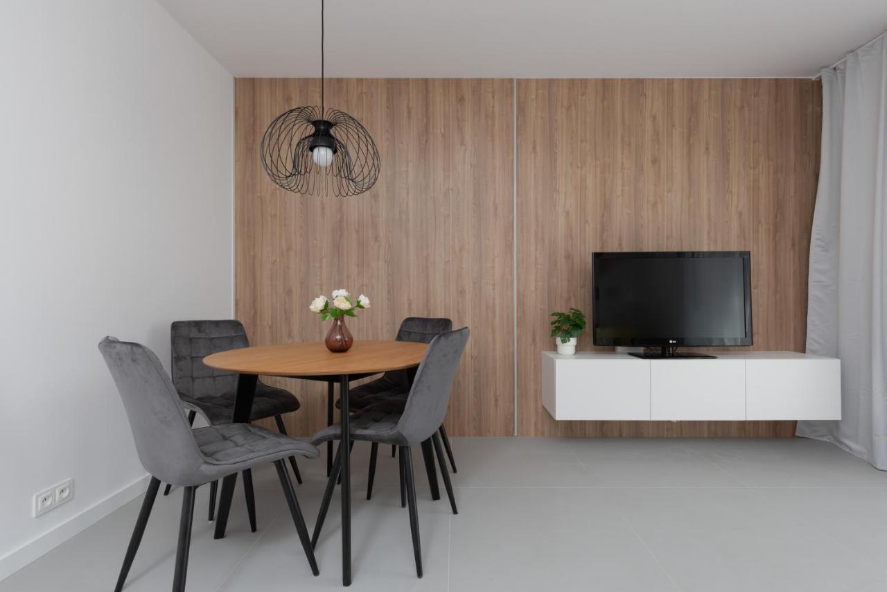 Nowe Bemowo Apartment By Renters 华沙 外观 照片