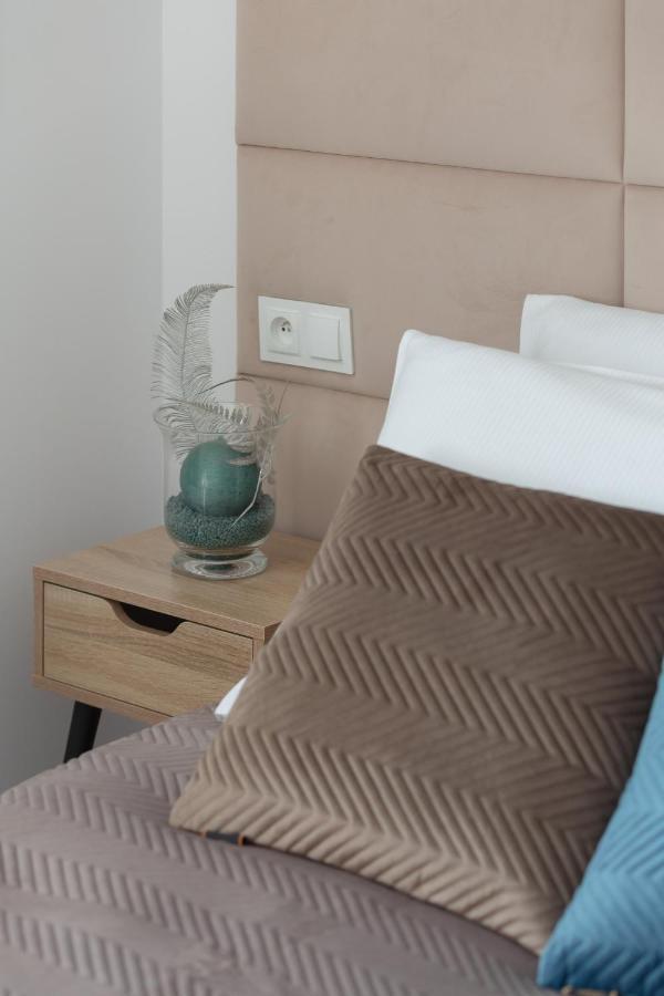 Nowe Bemowo Apartment By Renters 华沙 外观 照片