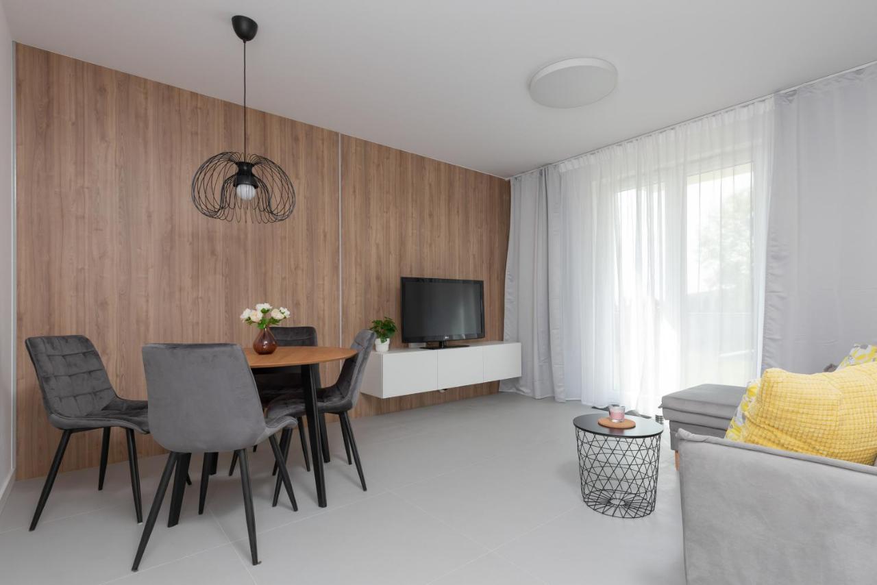 Nowe Bemowo Apartment By Renters 华沙 外观 照片
